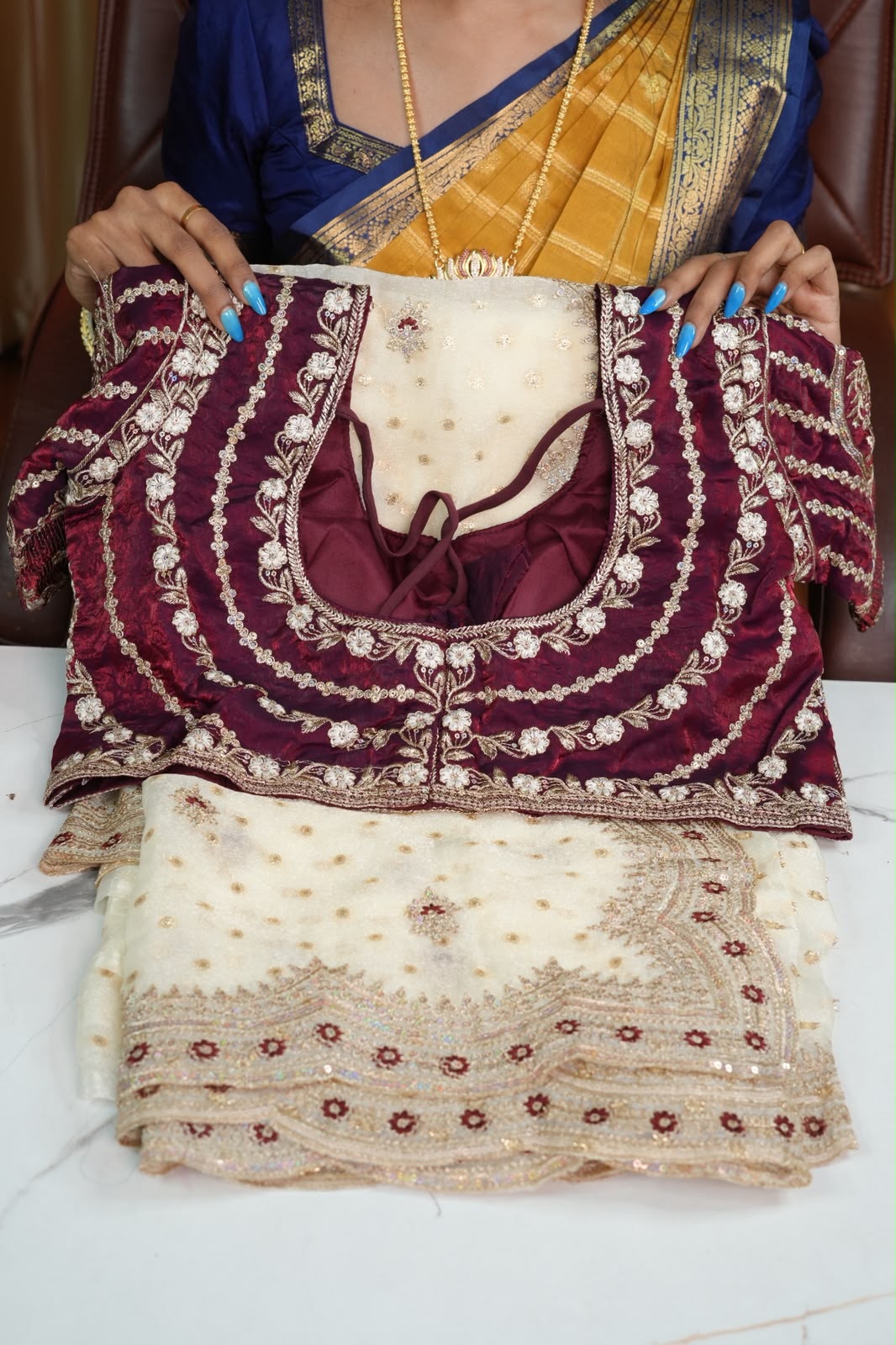 Space silk saree with designer blouse🥰🥳