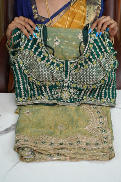 Space silk saree with designer blouse🥰🥳