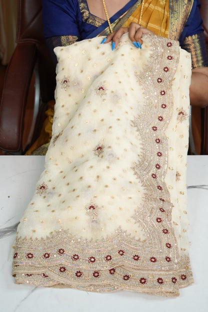 Space silk saree with designer blouse🥰🥳