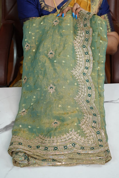 Space silk saree with designer blouse🥰🥳