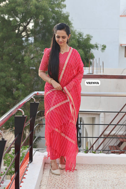 Soft silk cotton with zari Buttas top stitched 🔥🥳