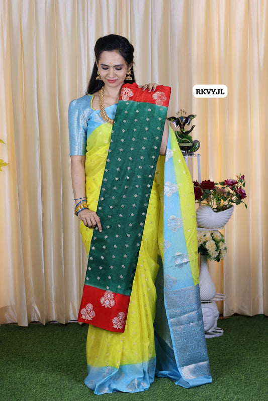 Warm silk saree 🥳