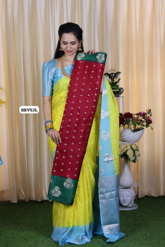 Aadi offer🌹 Warm silk saree 😍