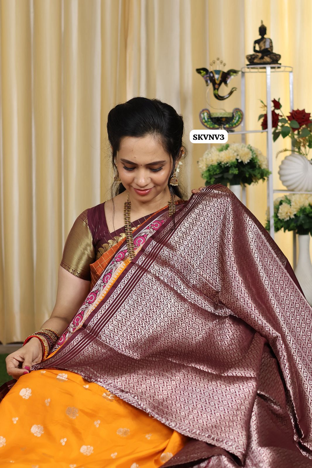 Premium quality warm silk saree 🥳