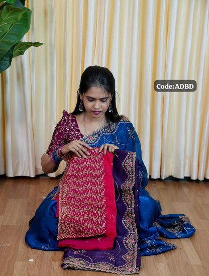 Space silk saree with embroidery blouse🥰😎📚