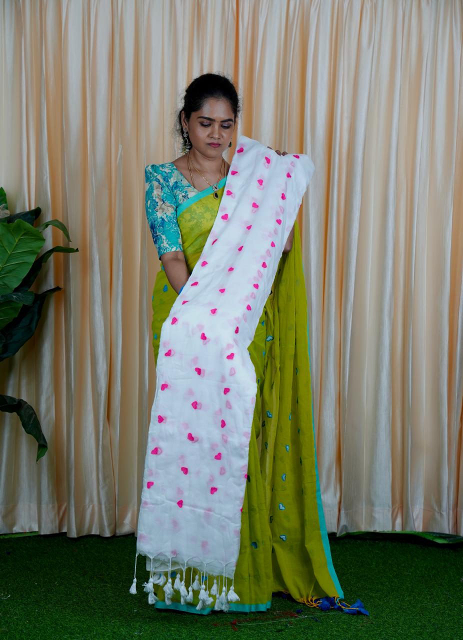 Premium quality Soft mul mul cotton saree with heart embroidery🥳✅
