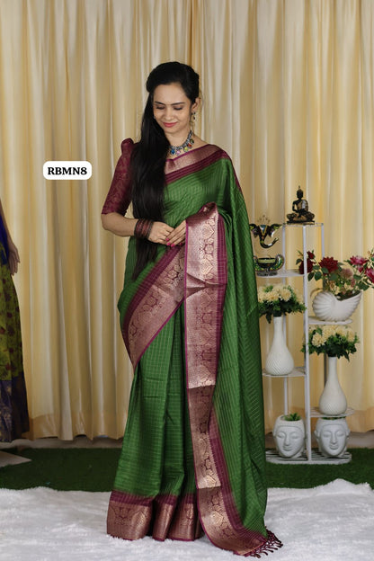 Zari checked dola silk with chumkey work blouse😍😎