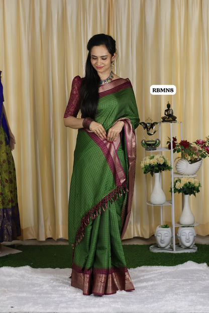 Zari checked dola silk with chumkey work blouse😍😎