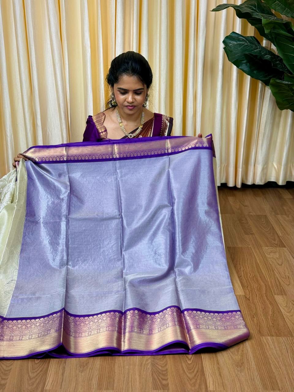 Silk cotton saree with thread embroidery 🥰