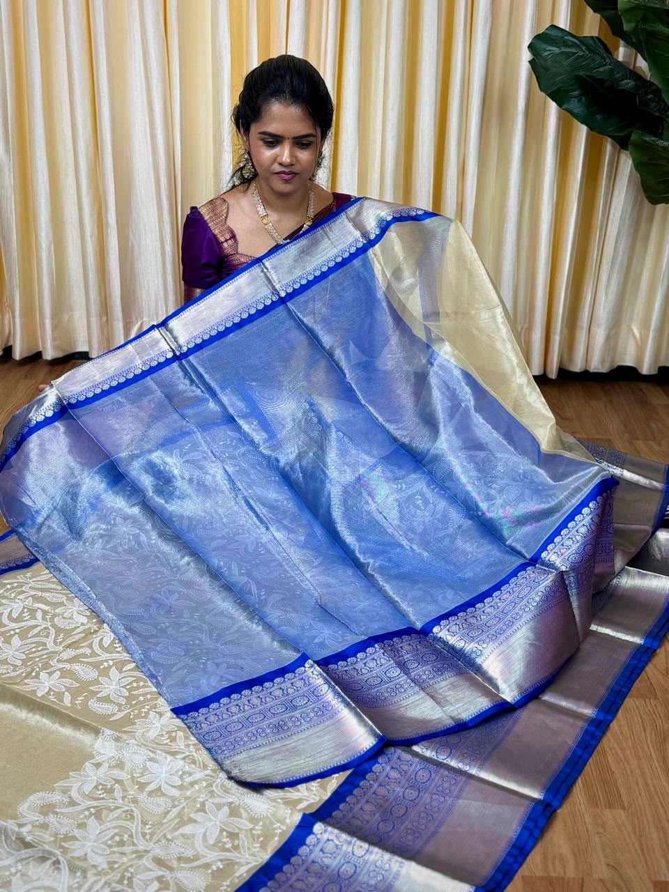 Silk cotton saree with thread embroidery 🥰