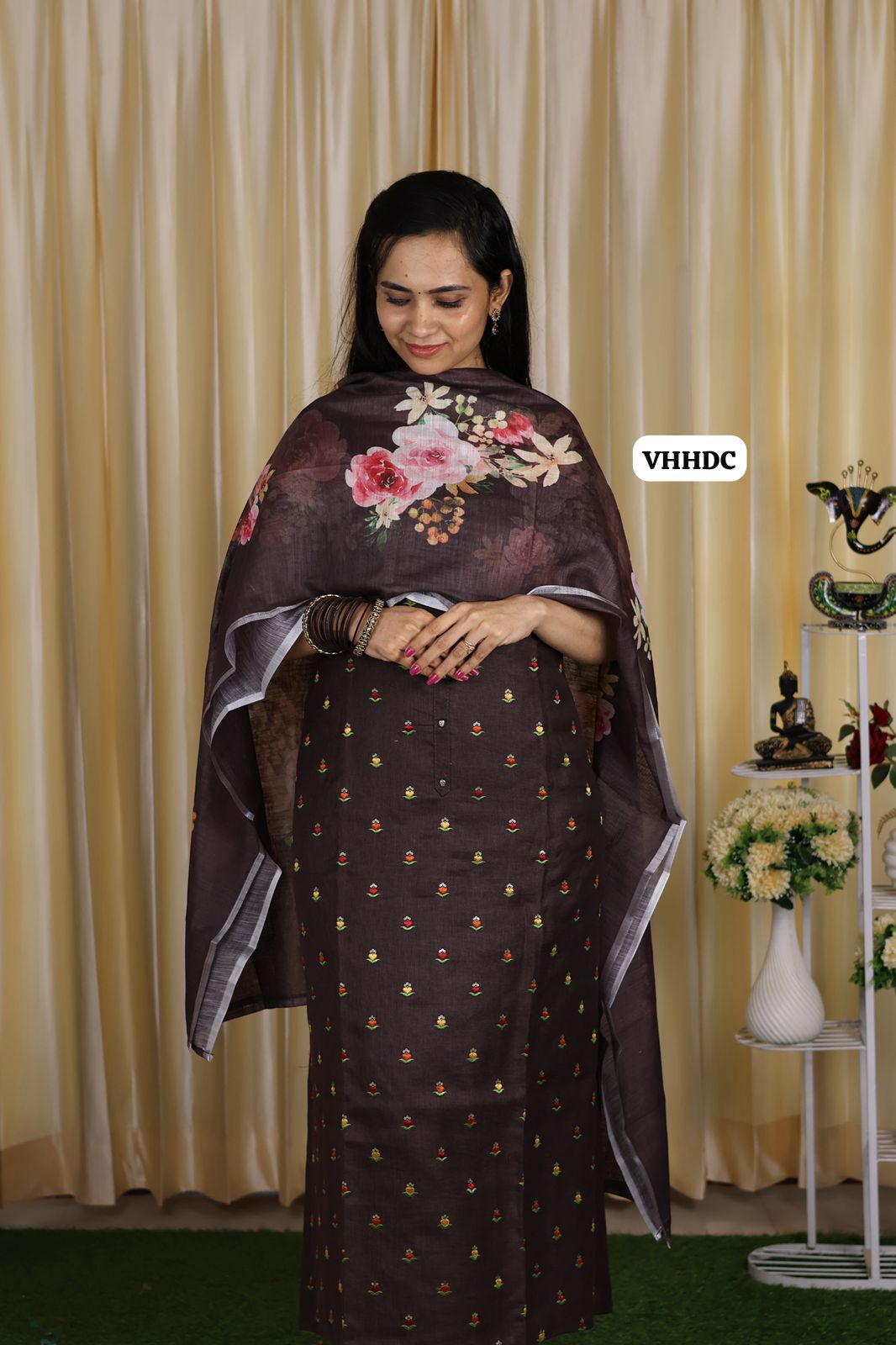 Cotton salwar set with embroidery. Paired with contrast pant and dupatta😍🥳(unstitched)