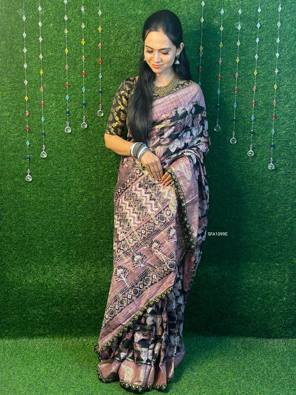 Jute linen saree with lace work border. XXX