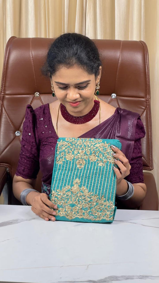 Embroidery blouse