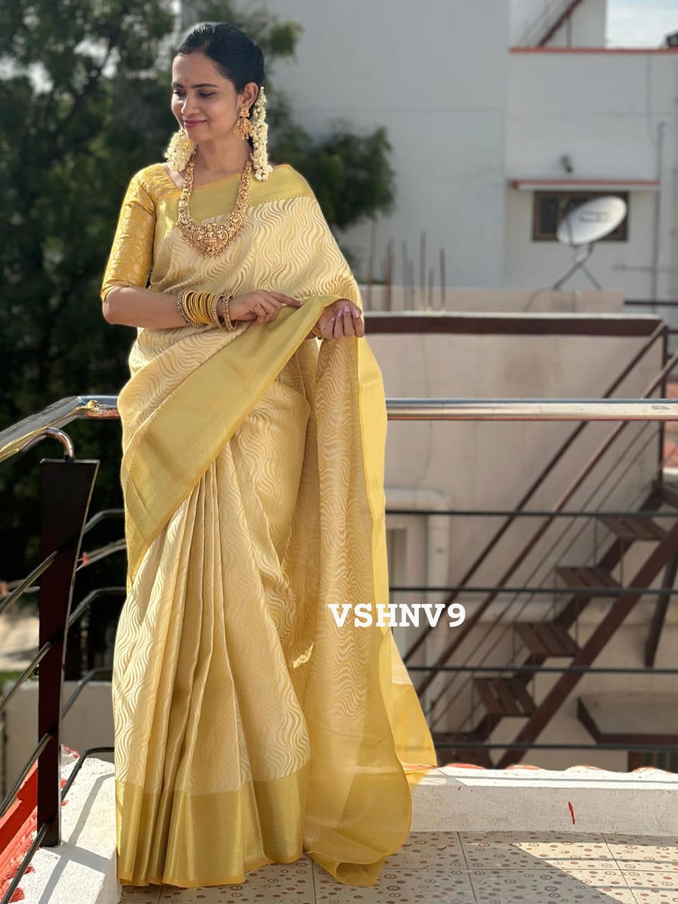 Katan tissue silk saree🥰