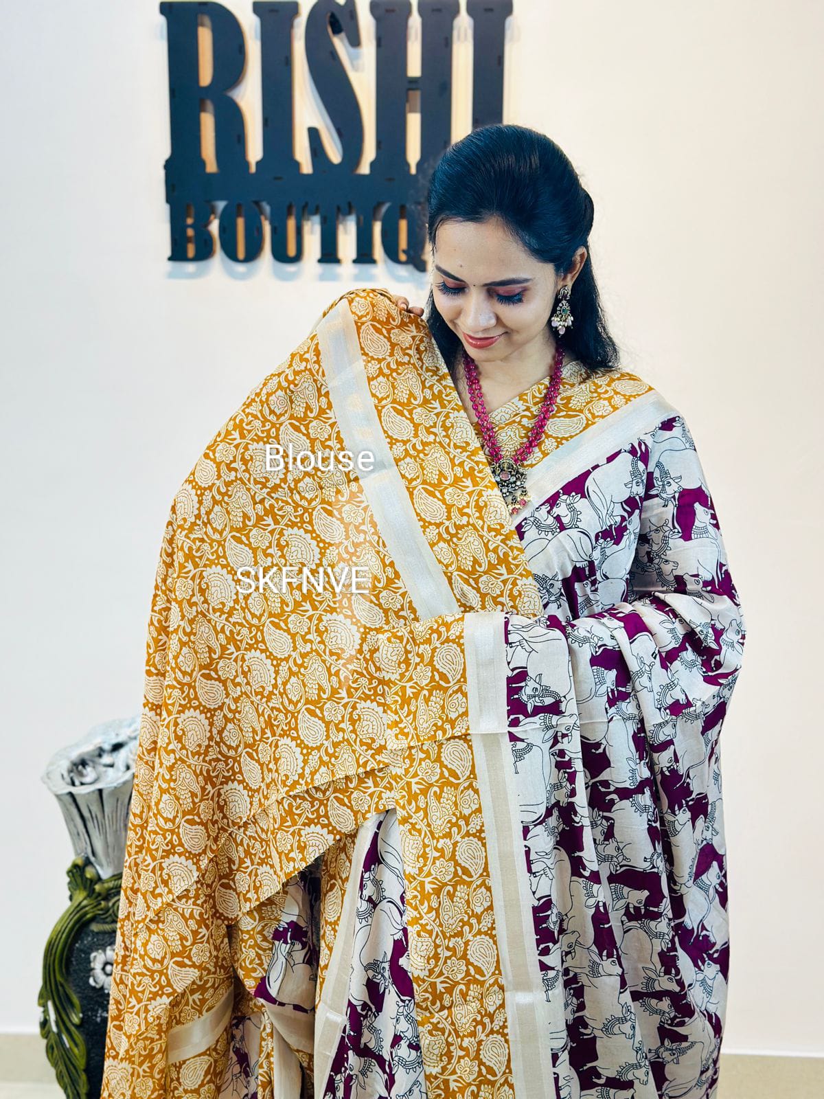 Premium quality mulmul cotton sarees with trending design