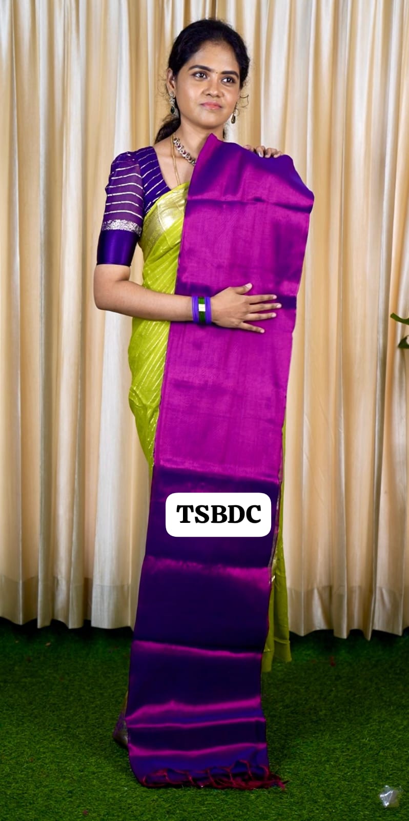 Kadhi soft tissue sarees prebook