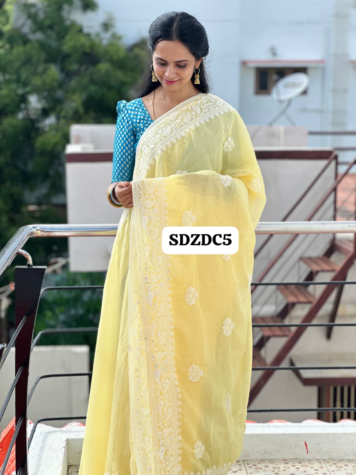 Designer saree with embroidery border