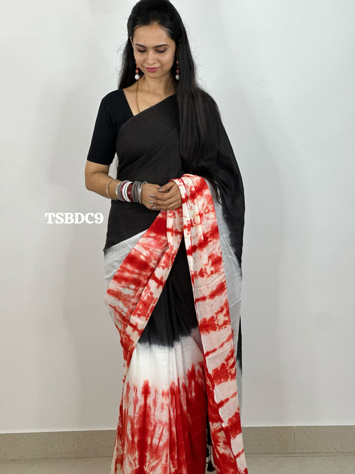 mul mul cotton tie and dye sarees without blouse