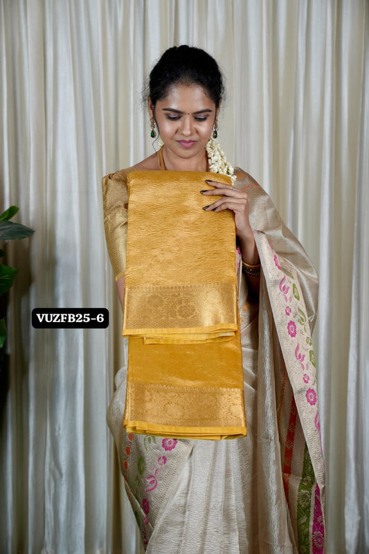 Crushed tissue saree 🥰