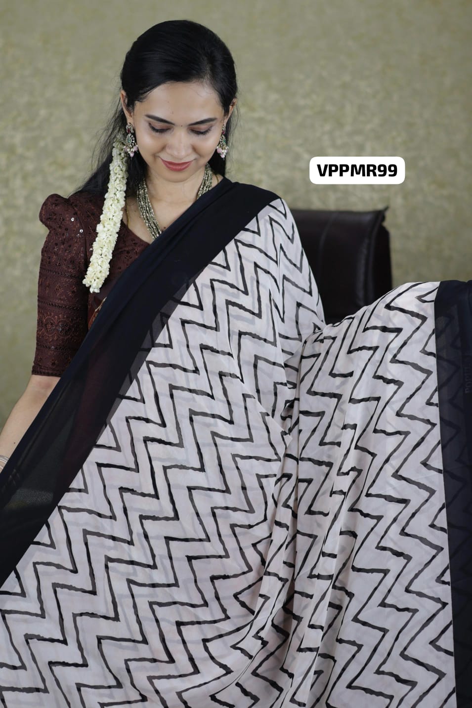 premium soft georgette saree for daily wear🥳