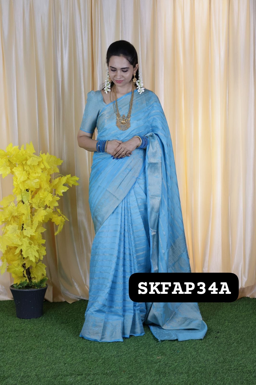 Just Rs.1099 Soft viscose chiffon zari weaving fabric and Buttas blouse ❌