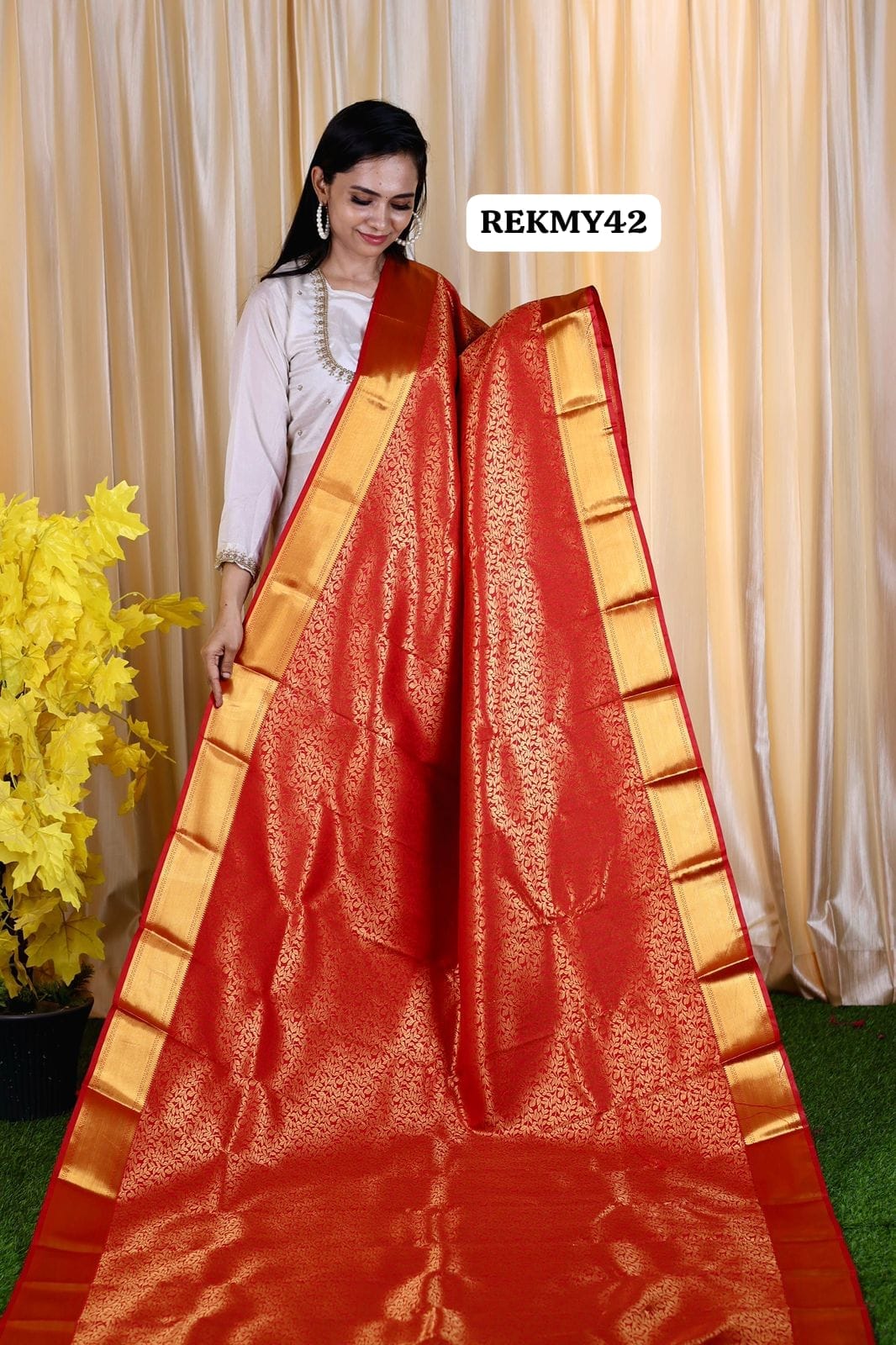 Bridal semi soft silk saree 🥳