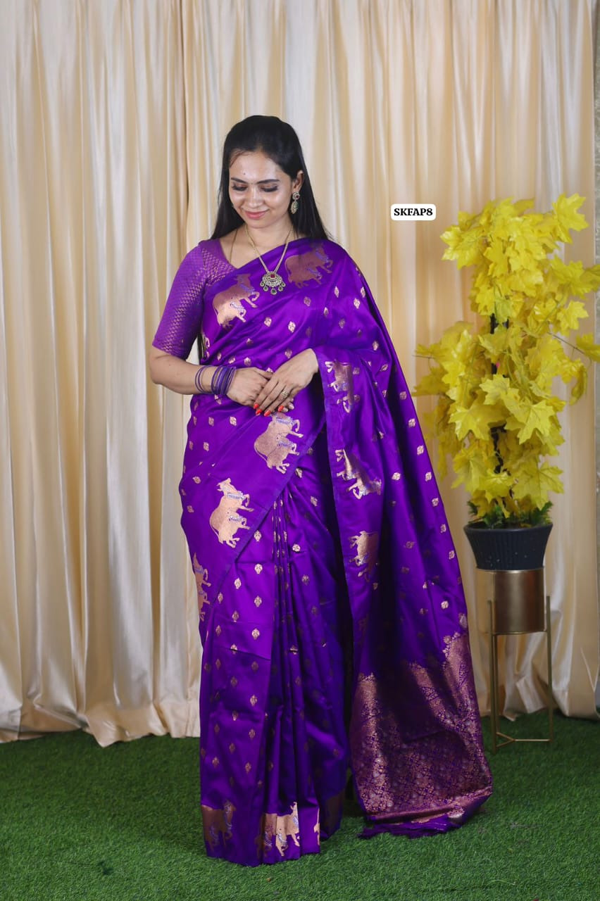 Most trending semi soft silk saree at just Rs.1499🥳