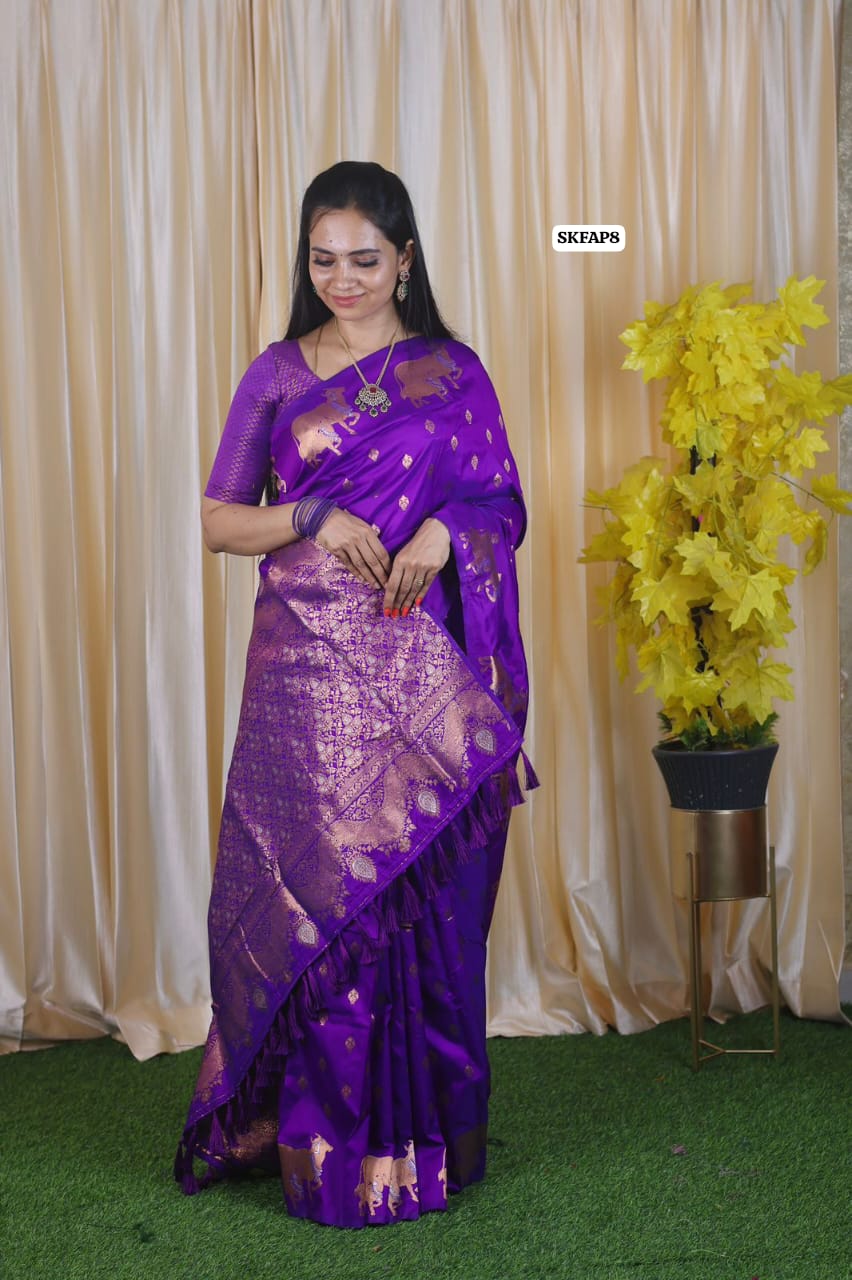 Most trending semi soft silk saree at just Rs.1499🥳