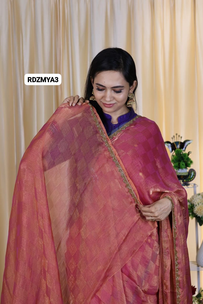 Heavy metallic space silk saree with checks pattern🥳
