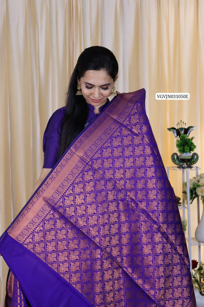 Banarasi silk saree 🥳