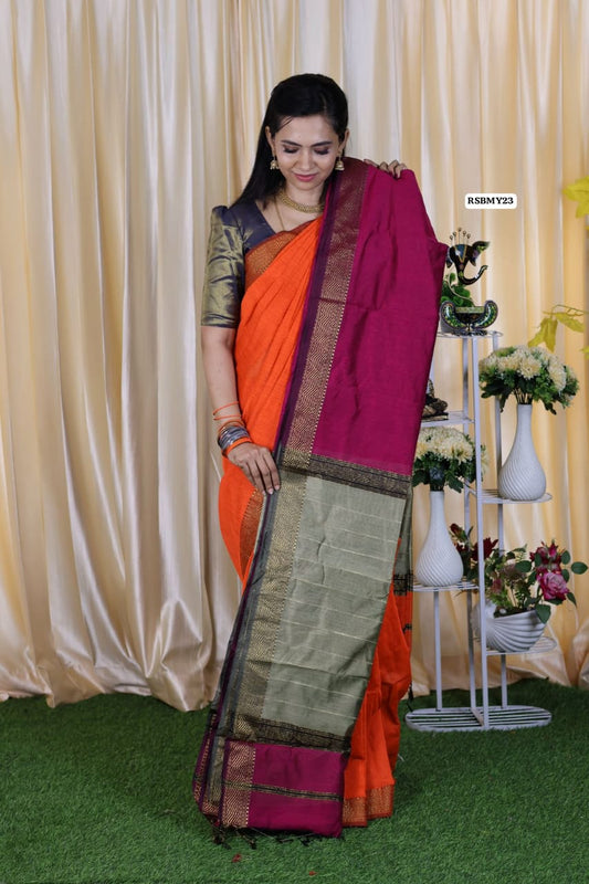 Silk cotton saree with zari border and contrast Pallu color blouse at just Rs.799 🥳