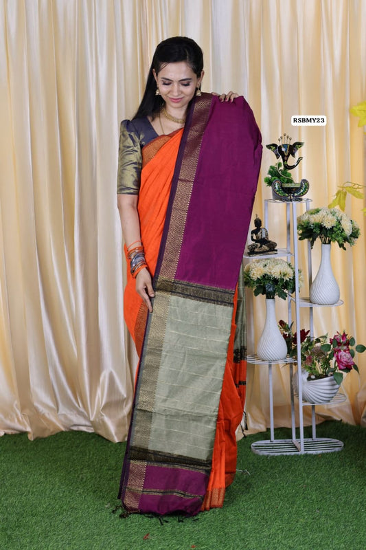 Silk cotton saree with zari border and contrast Pallu color blouse at just Rs.799 🥳