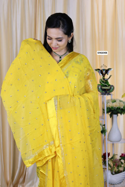 Aadi offer🌹Pure georgette sarees with chumky works😍