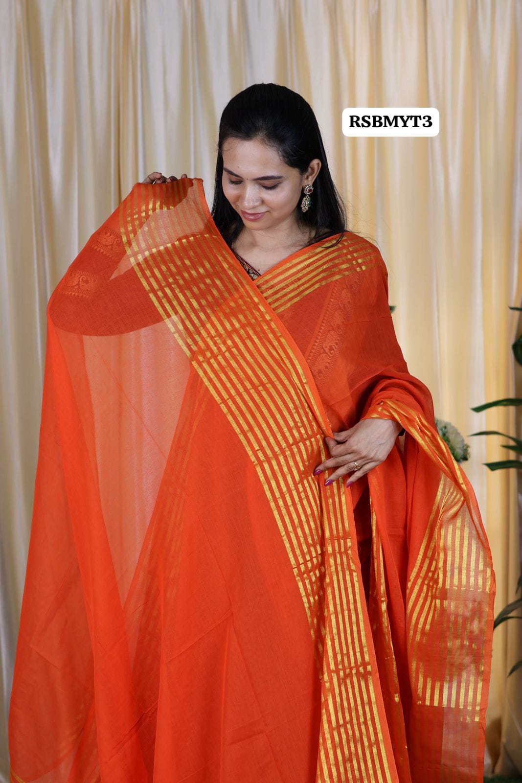 Mulmul cotton saree light weight with running blouse 🥳