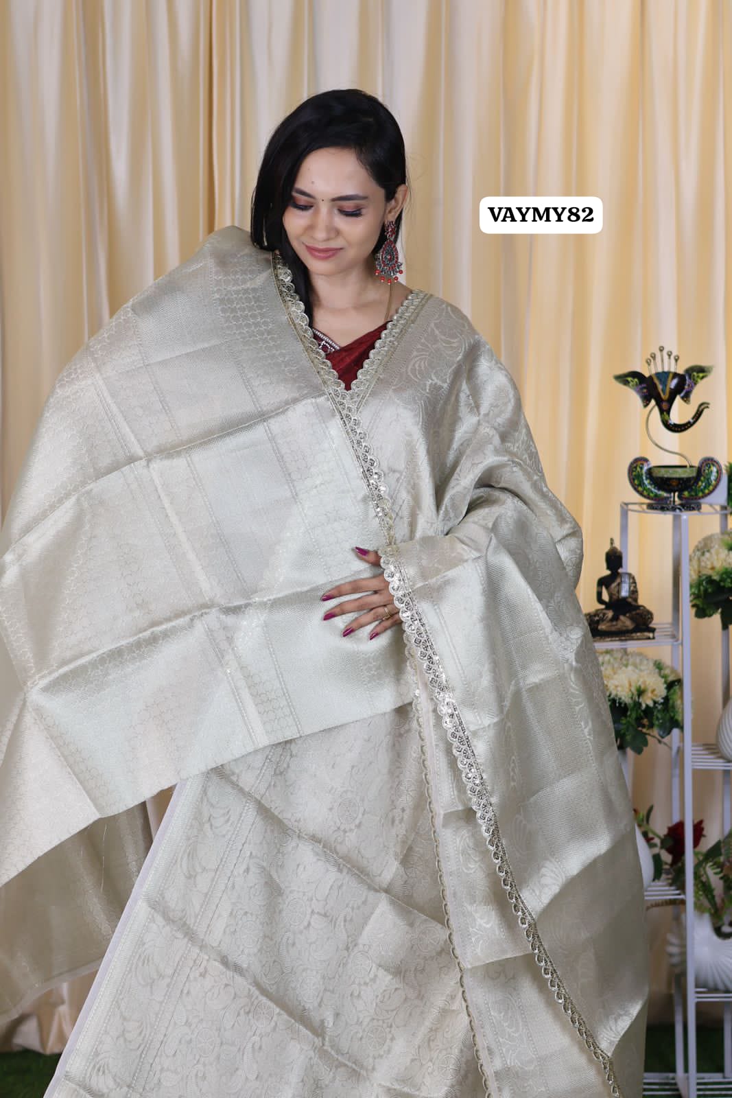 Premium tissue silk saree with madurai 4 lace border 😍😎🥳