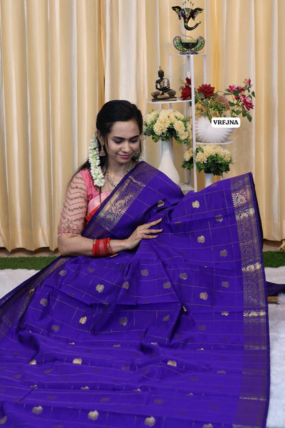 Katan semi silk saree with zari checks at affordable prices🥳