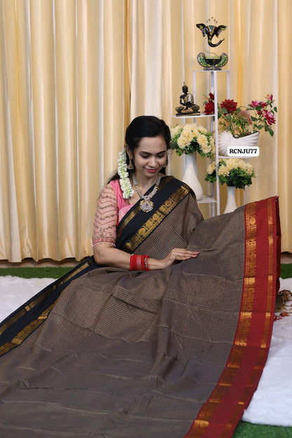 Soft cotton saree with checks Ganga Jamuna border😍🥳