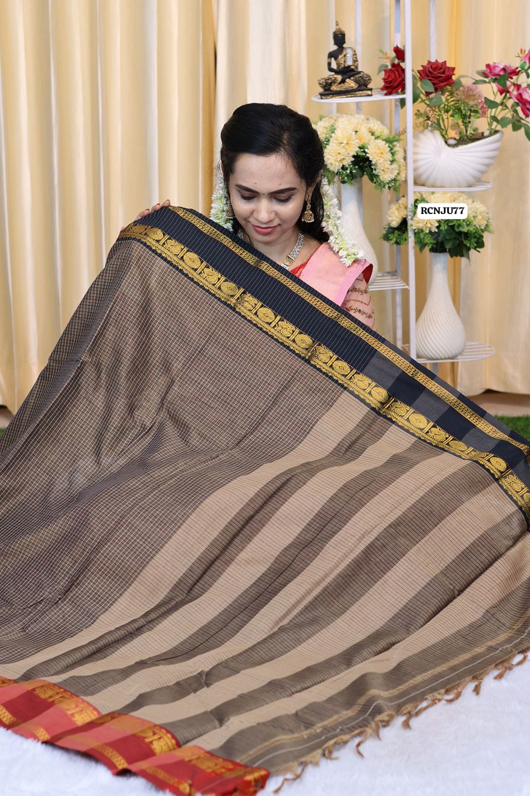 Soft cotton saree with checks Ganga Jamuna border😍🥳
