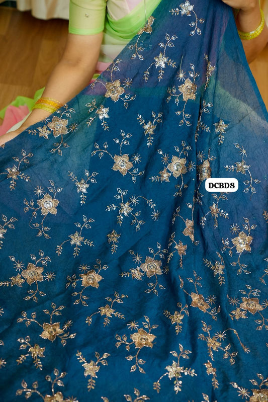 Georgette Saree with designer blouse🥰😎📚