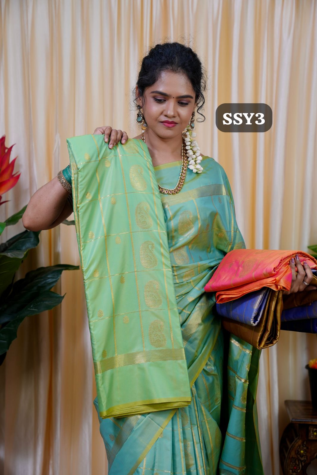 soft silk 🥰🥳Golden Green