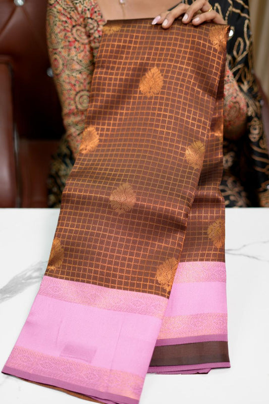 Semi silk saree🥰😎📚