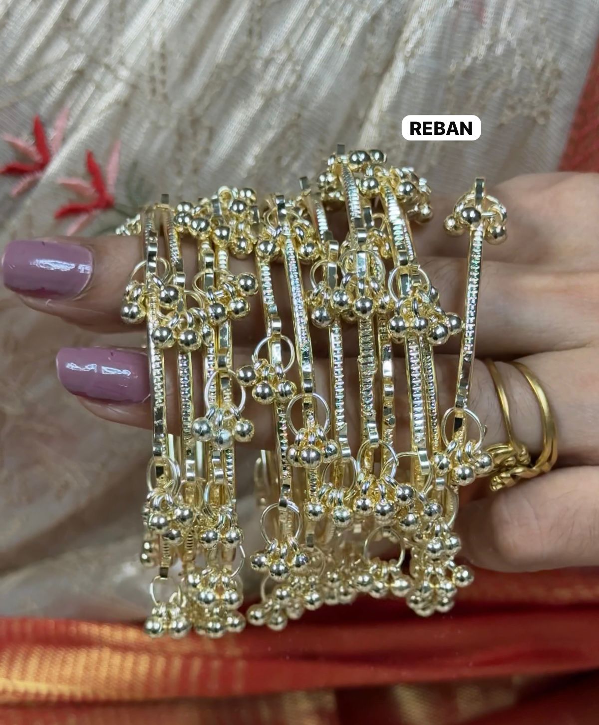 Bangles 1 dozen 😍 12 piece 🥳