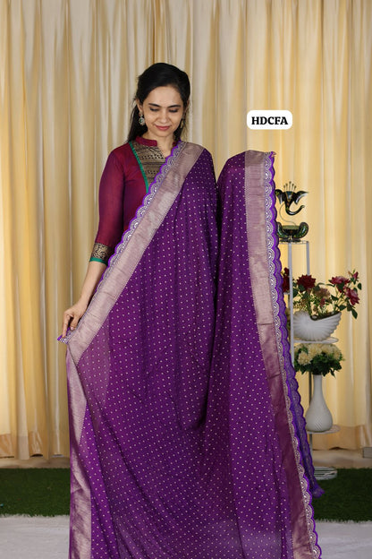 Khadi Georgette saree with beautiful gold zari weaving comes with rich weaving pallu having trending embroidery work lace border And running blouse🥳