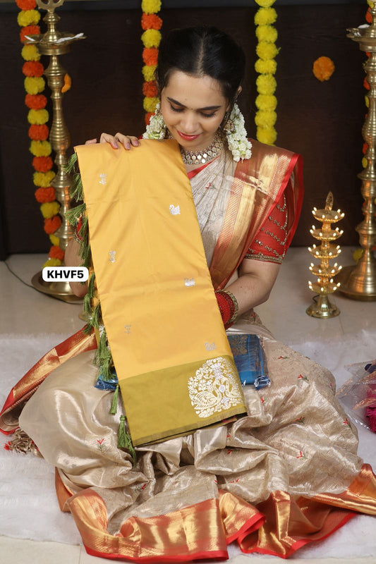 Kanchi Semi sift silk saree with zari weaving pallu and contrast blouse😍🥳