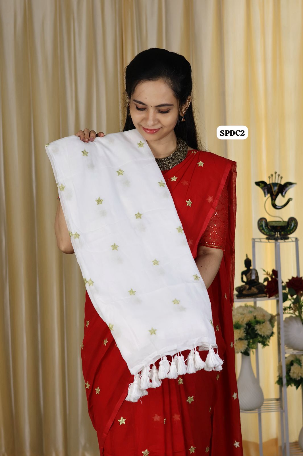 5.5 mtr Mul mul cotton saree with star buttas and long tassles Without blouse🥳