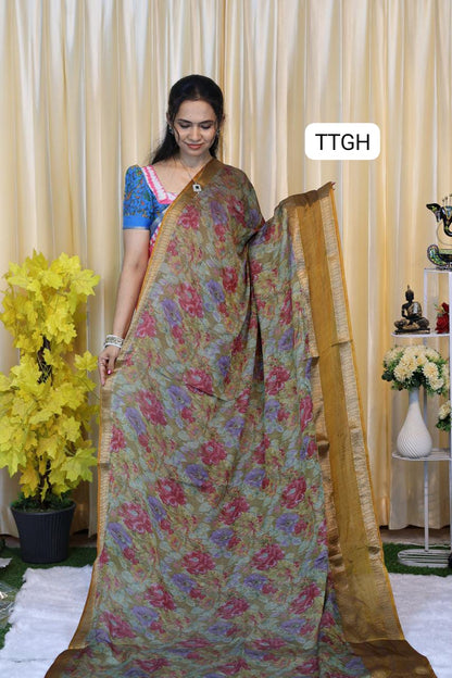 Crushed fabric in floral design saree 😍Ⓜ️
