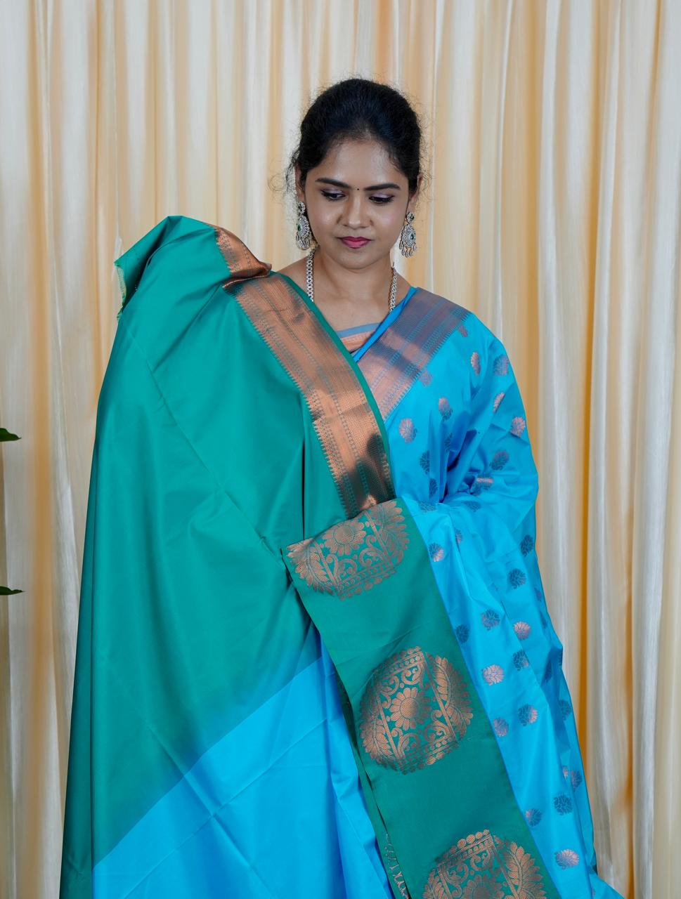 Korvai border soft silk sarees.🥰🥳