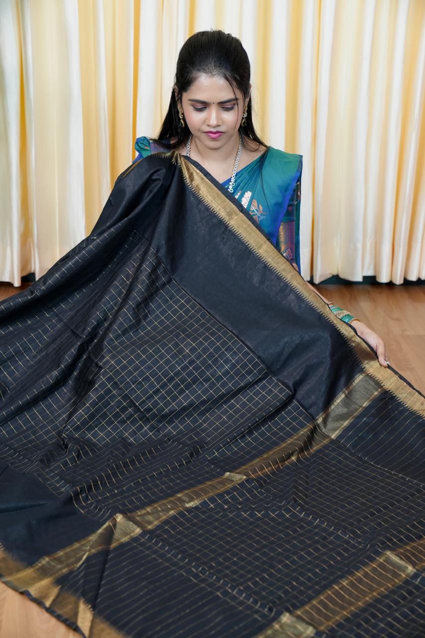 Semi Tussar silk saree with Checked pattern 🥰📚