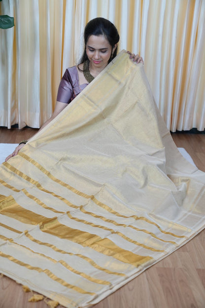 Soft tissue cotton saree 🥳