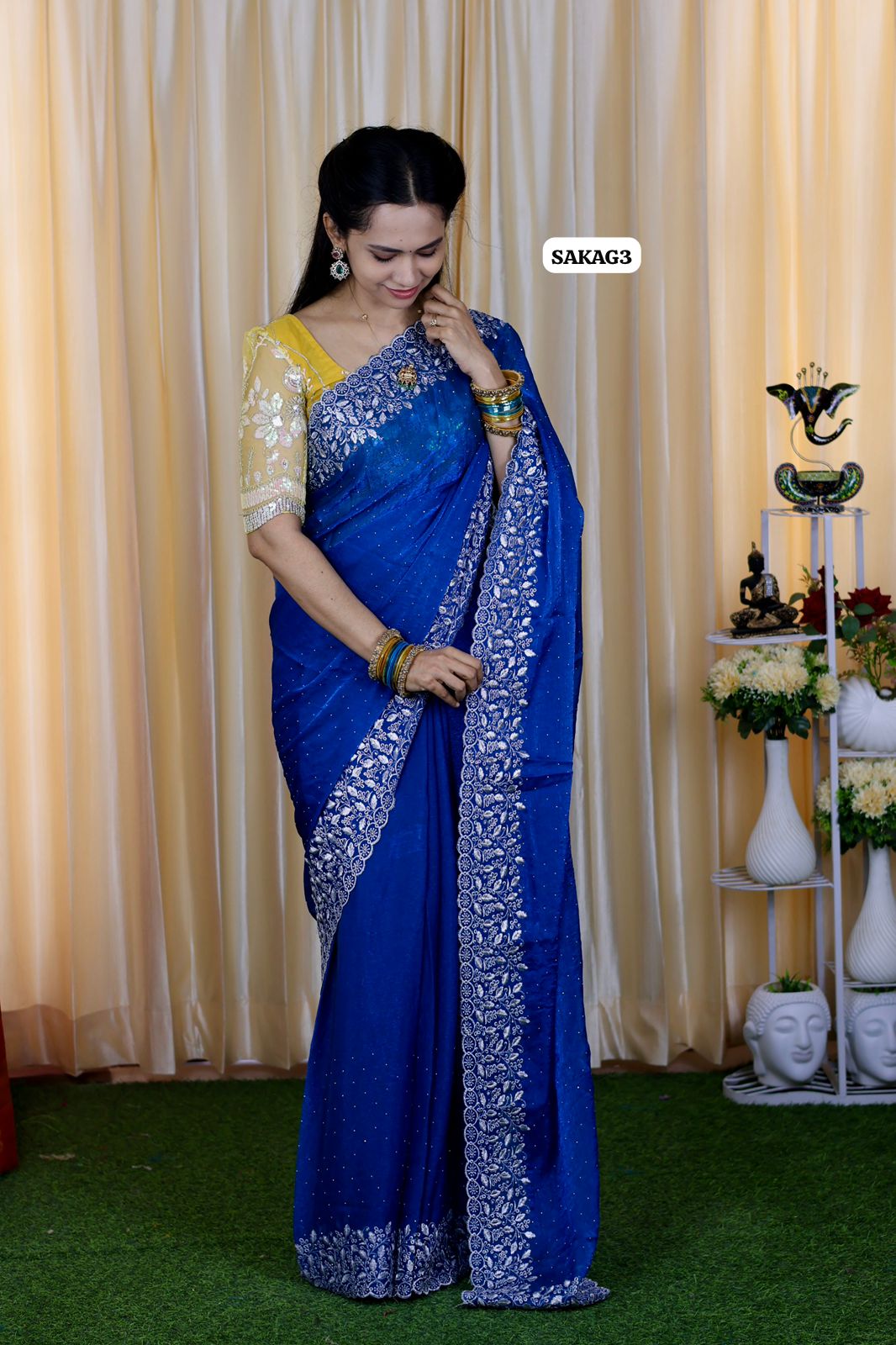 Premium Space silk saree with embroidery work and contrast blouse 🥳